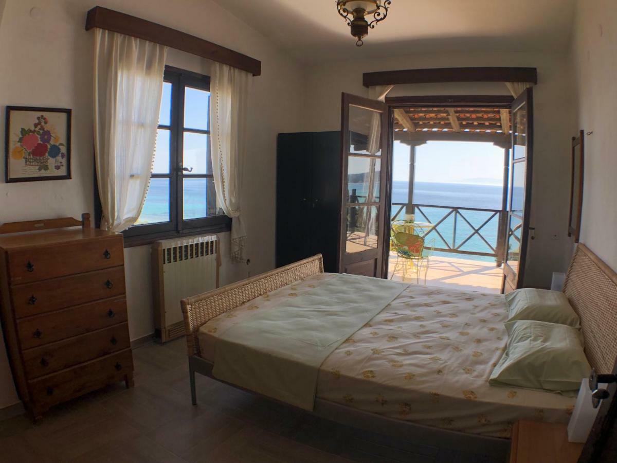 Villa Unique Sea View House Kalandra Esterno foto